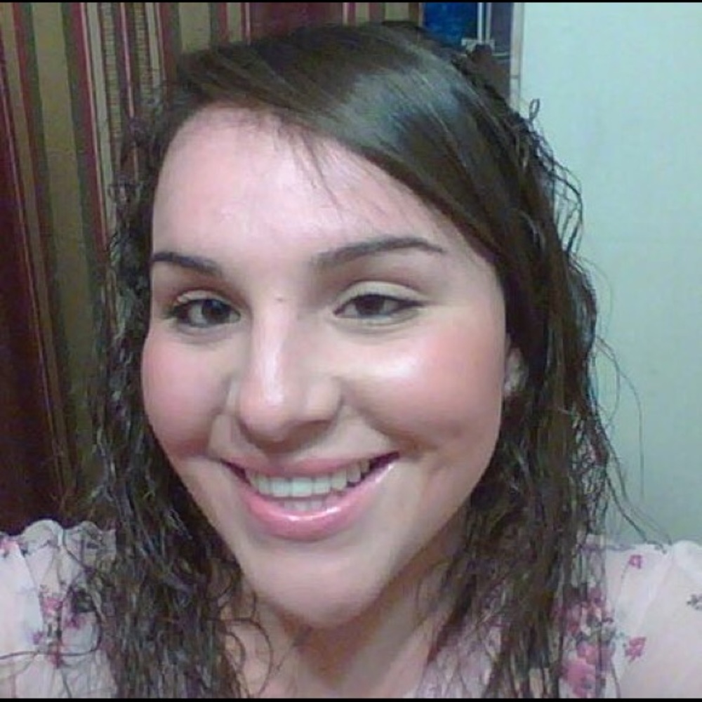 Meet your Posher, Mayra